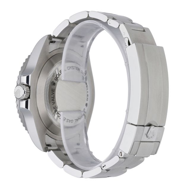 Rolex Sea-Dweller 126600 Image 3